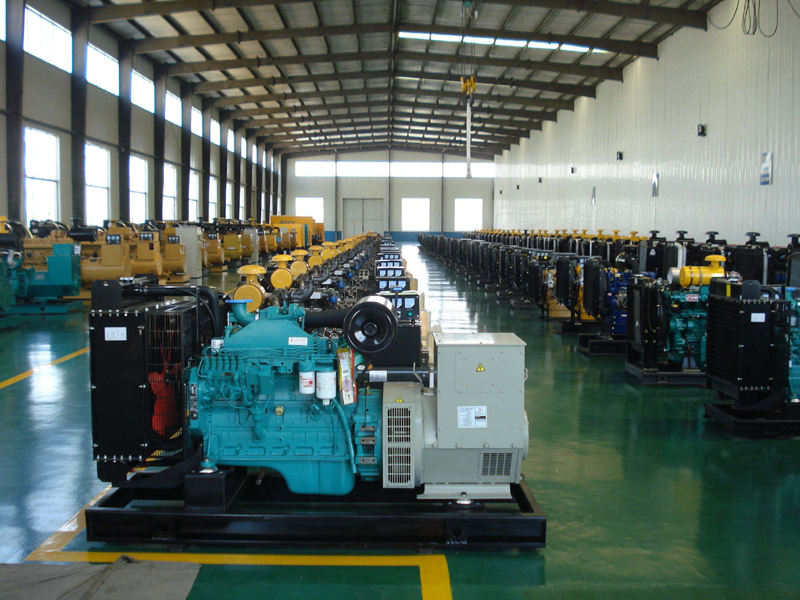 盘县租赁发电机-柴油发电机组冒蓝烟、冒黑烟、冒白烟故障分析