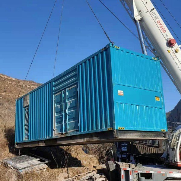 盘县发电机的发电效率受多种因素影响，主要包括以下几个方面：